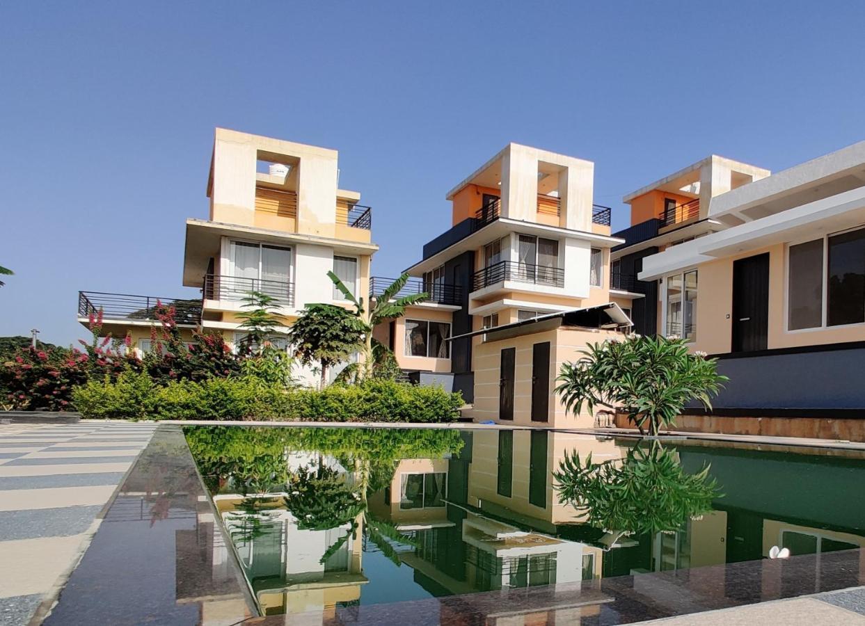 Royal Meadows - Igatpuri Bungalow C Exterior foto